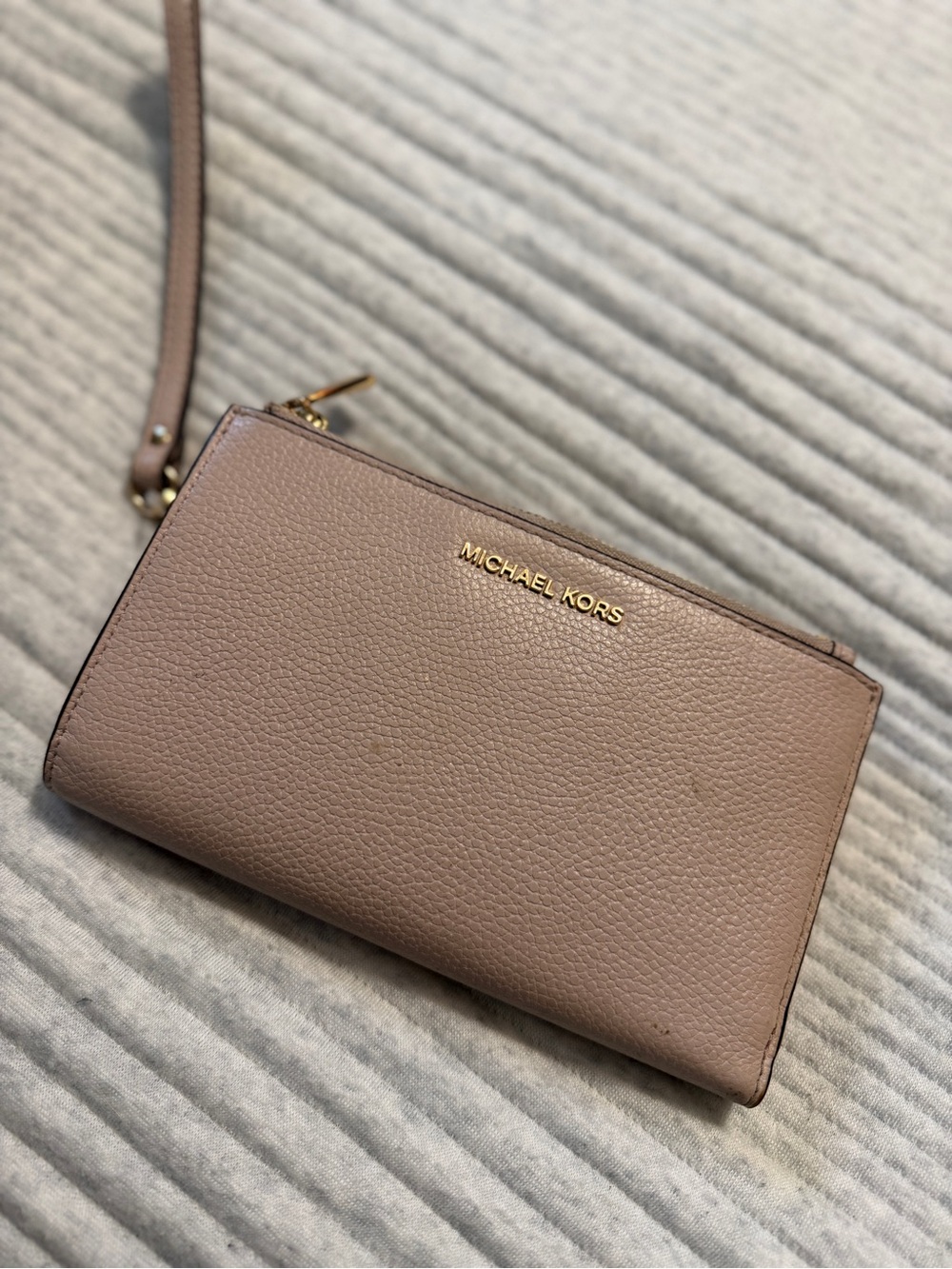 Michael Kors Dusty Rose Pebbled Leather Phone Wallet